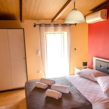 펜션 Manto's House Lefkada Evgiros