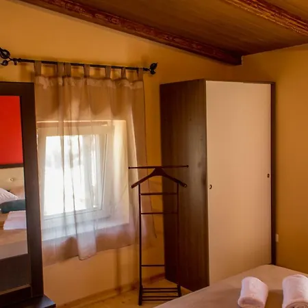 Manto's House Lefkada * Evgiros