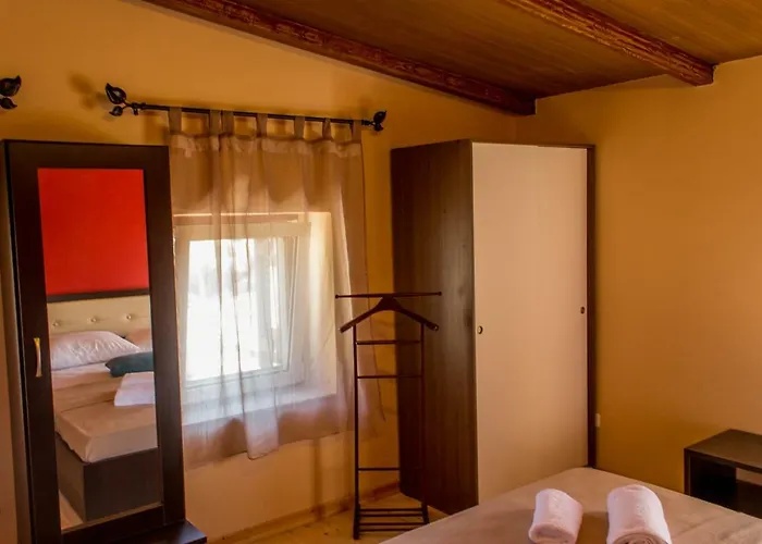 Manto's House Lefkada * Evgiros